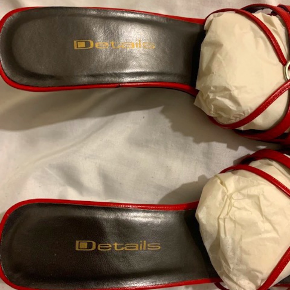 Details size 8.5 women's summer chic sandal